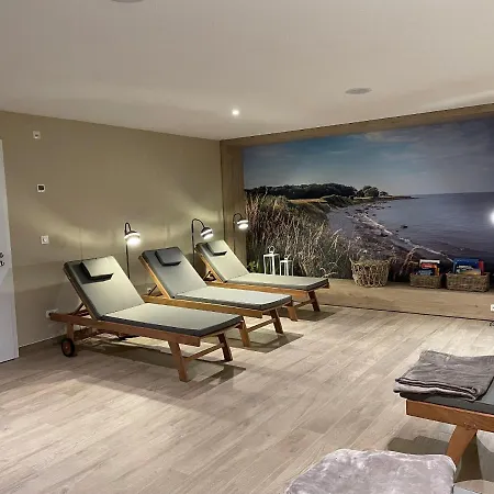 Дом отдыха Ferienbauernhof Liesenberg Meerblickhaus Ostseebrise *